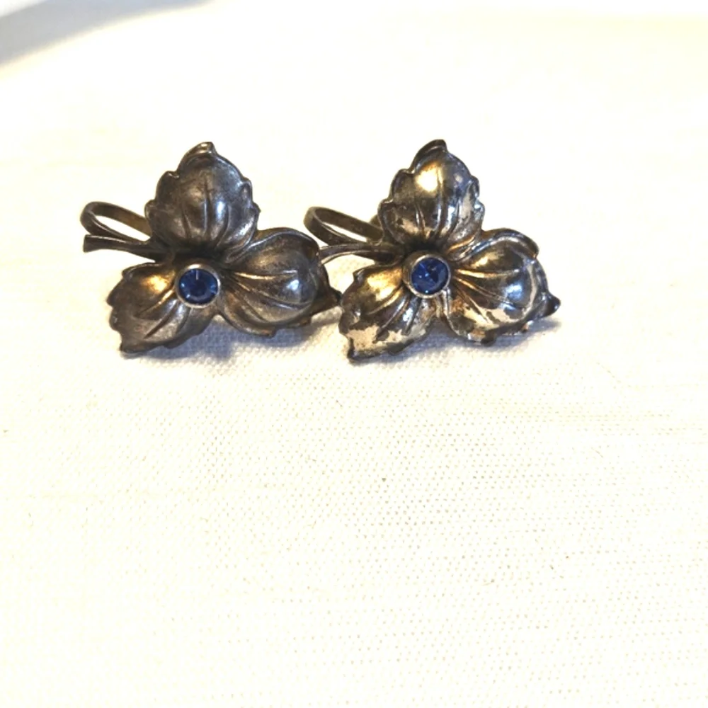 Vintage Sterling Silver with Blue Rhinestone Leaf Screw Back Earrings
